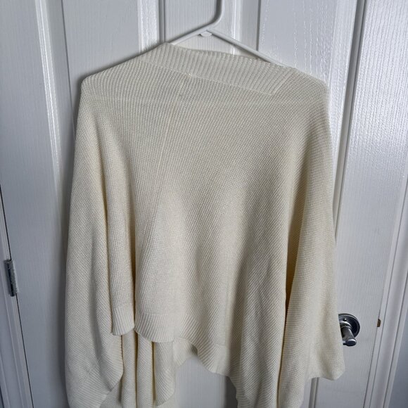 Lululemon Forward Flow Cape - Picture 3 of 3